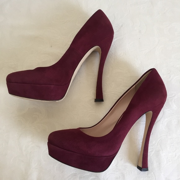 Miu Miu bugundy suede platform pumps - Picture 7 of 8